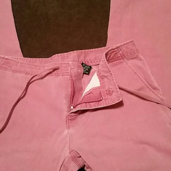 Express Capri Pants - Picture 7 of 7